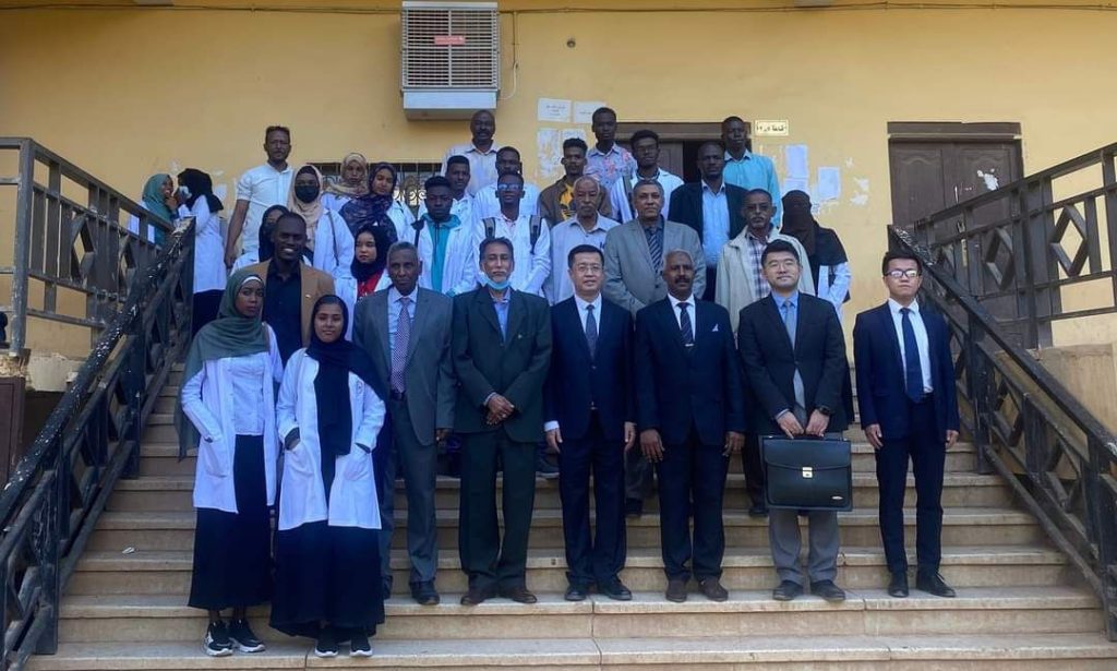 إستقبلت جامعة النصر وفد السفاره الصينيه بالسودان